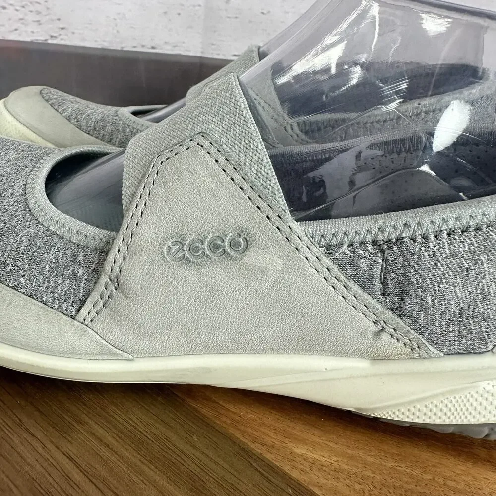 Ecco Mary Jane Shoe Womens 7 Gray Comfort Cushion Biom Flat Slip on Leather - Picture 7 of 14